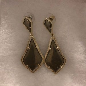 Beautiful Kendra Scott earrings